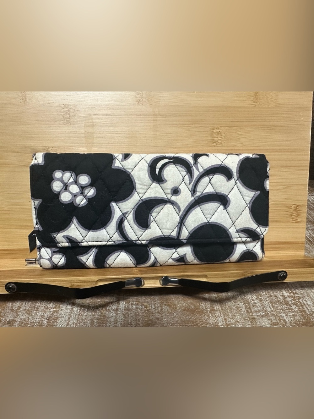 Vera Bradley Quilted Wallet Clutch Organizer Magnetic Closure Black White
